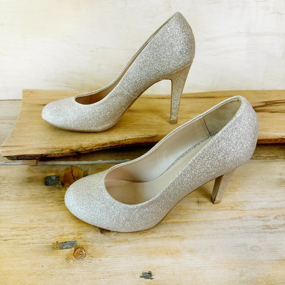 Kelly & Katie Gold Sparkly Pumps Heels Larrissa 8 Wedding Formal‎